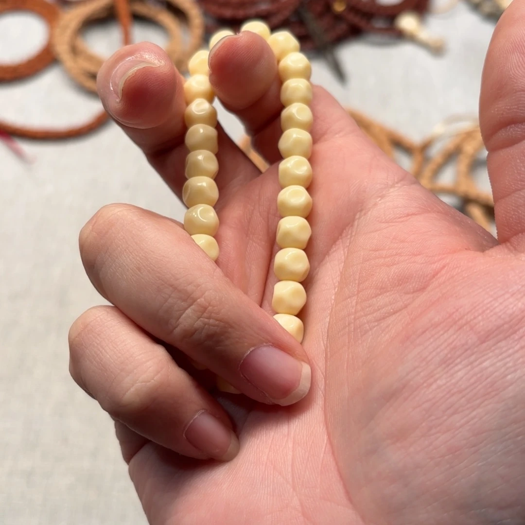 F***u柏香籽/百香籽吊坠