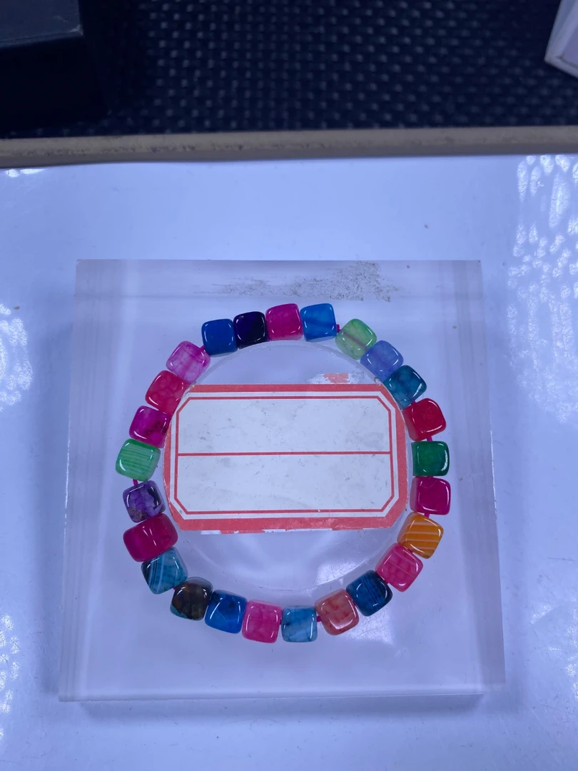 彩色方糖玛瑙手串发一条AI11