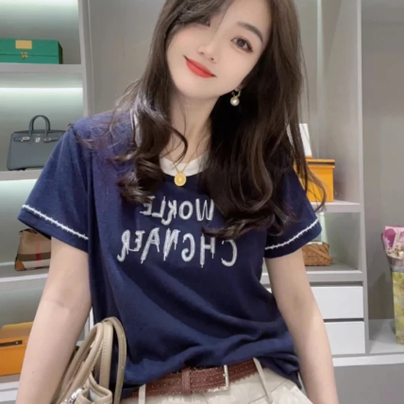 2025夏季新款时尚显瘦修身圆领正肩设计款撞色刺绣字母短袖T恤女