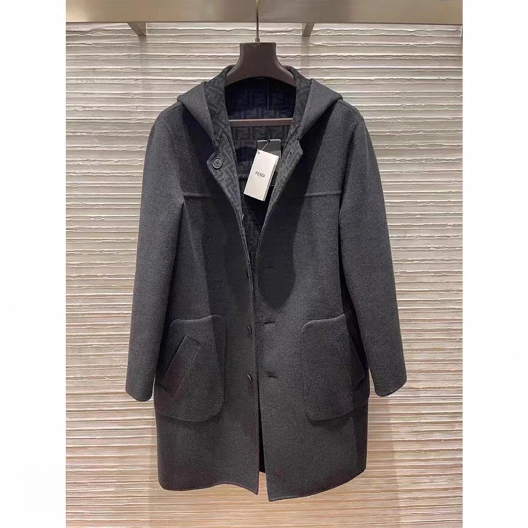 全新未使用 FENDI/芬迪 全新未使用 FENDI 翻领长袖外套 深灰/48