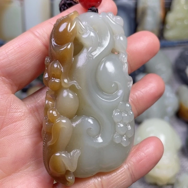 和田玉未镶嵌挂件