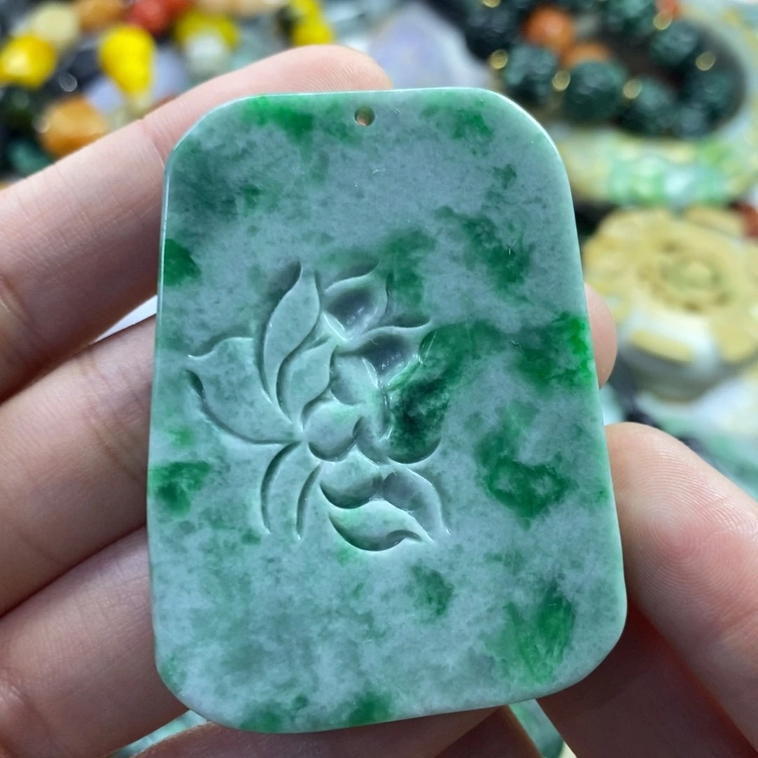 翡翠未镶嵌颈饰沉*吊坠