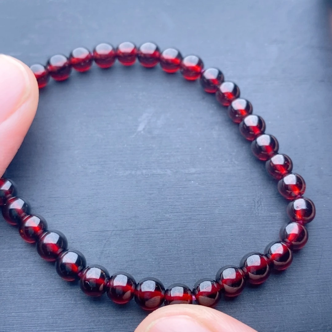 未镶嵌石榴石手链大漏