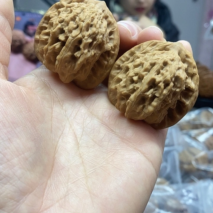 把件文玩核桃41霞云岭