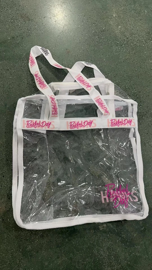 I3白色透明手提包发8