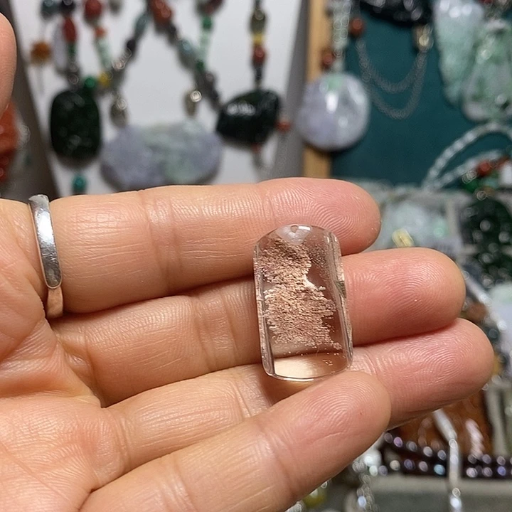 翡翠未镶嵌吊坠(赠链)