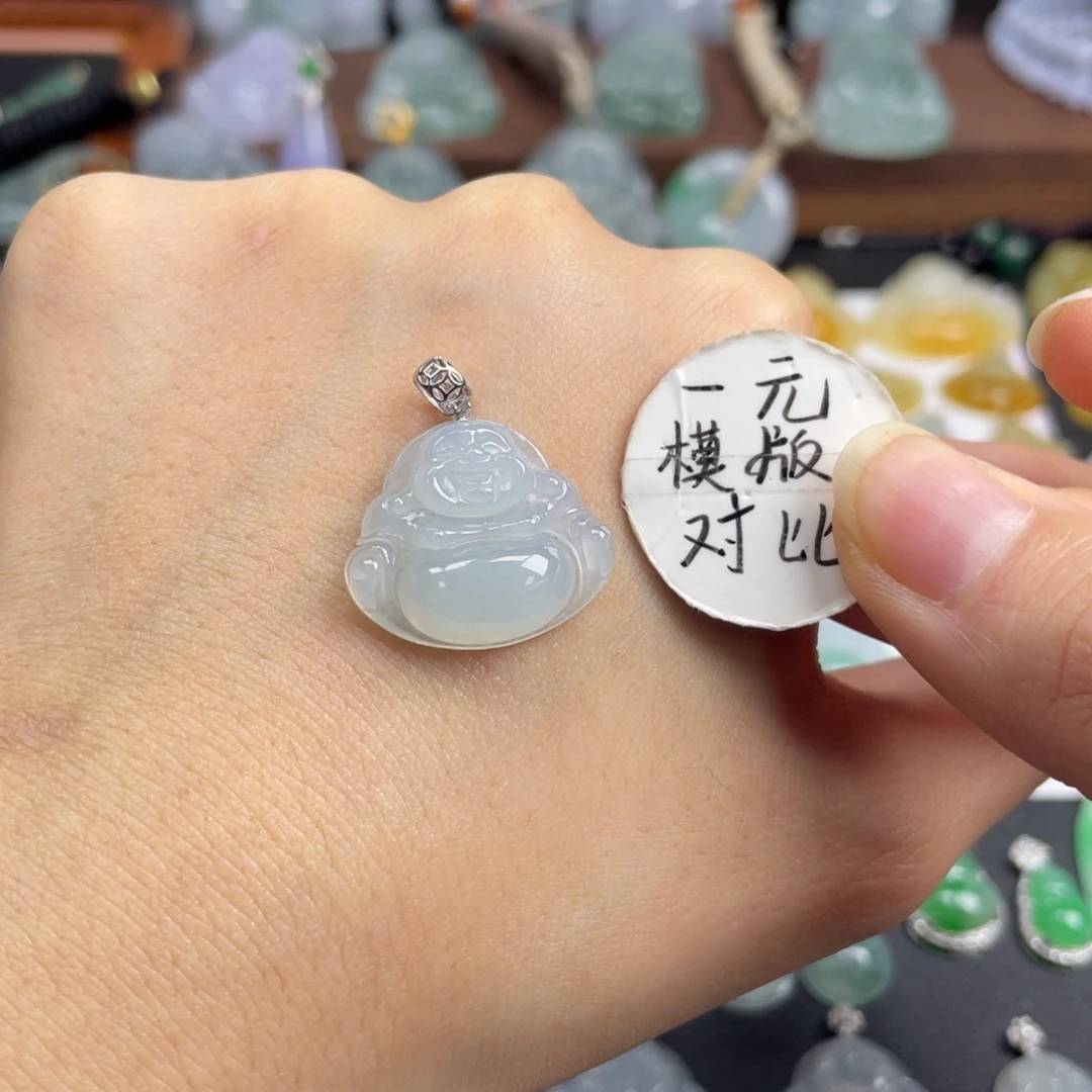 翡翠未镶嵌颈饰一刀切
