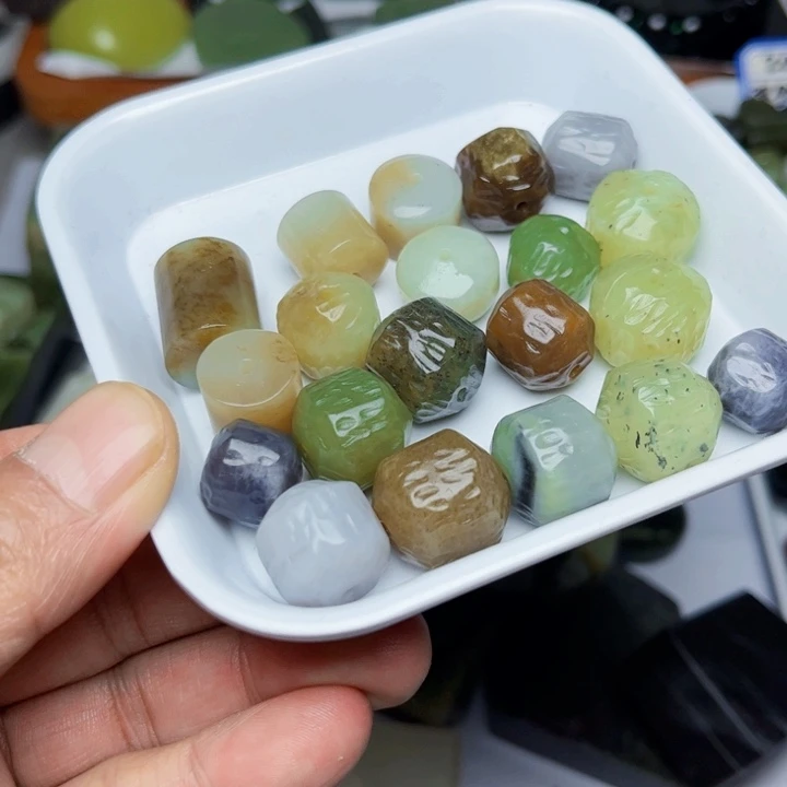 未镶嵌和田玉珠宝半成品随机发一个或挑一个