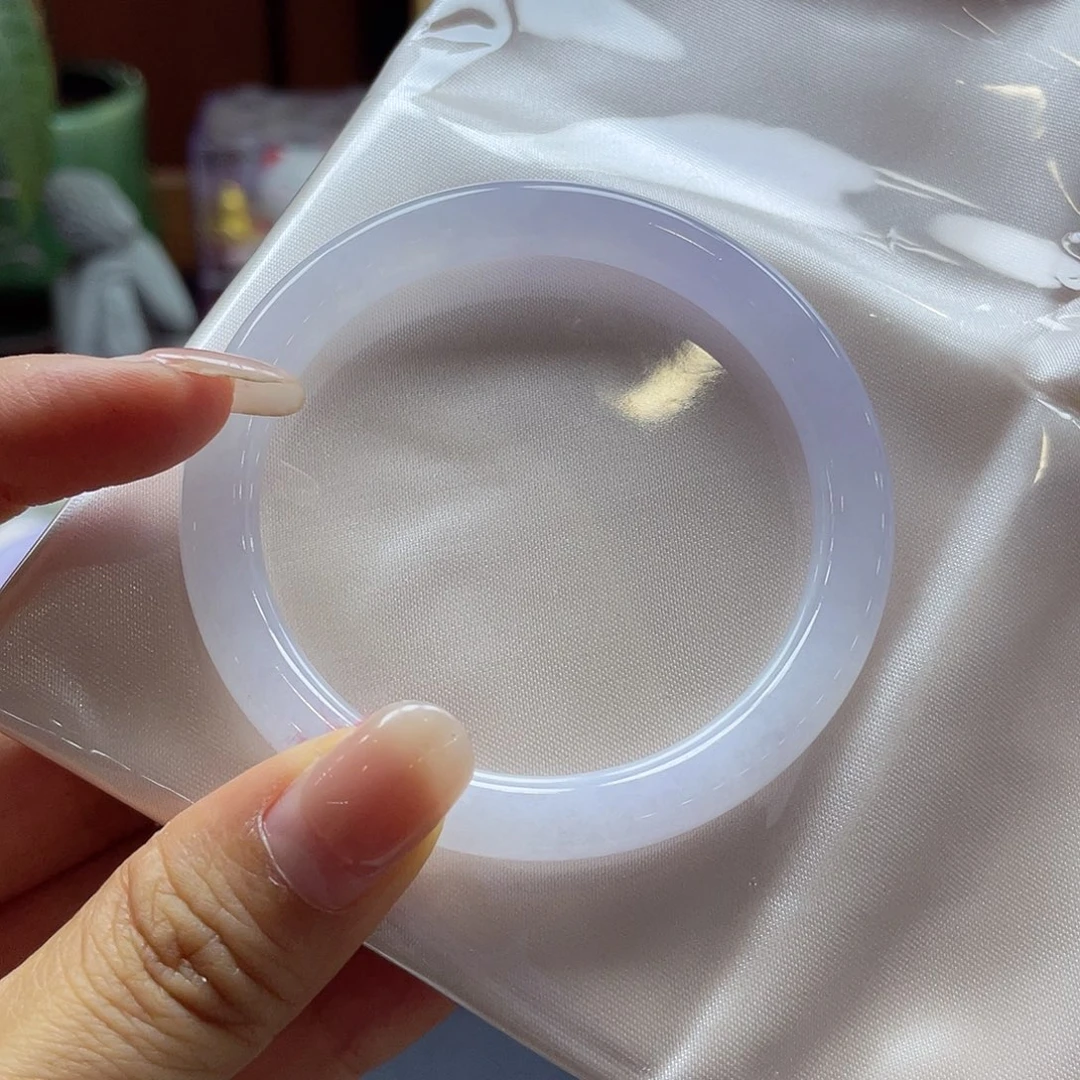 翡翠未镶嵌手镯5 号链接