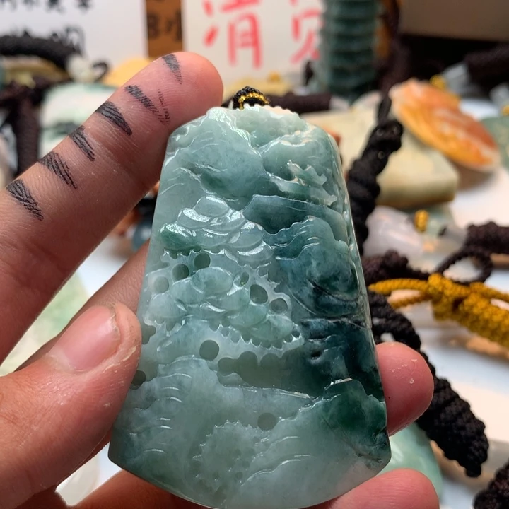翡翠未镶嵌颈饰保真天然a货翡翠