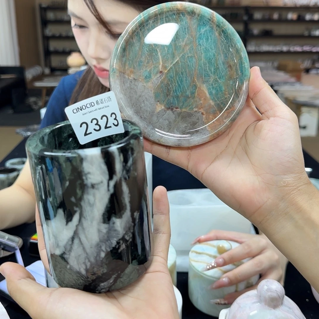 董***～2323芬迪绿棉签罐和亚马逊绿小圆福利