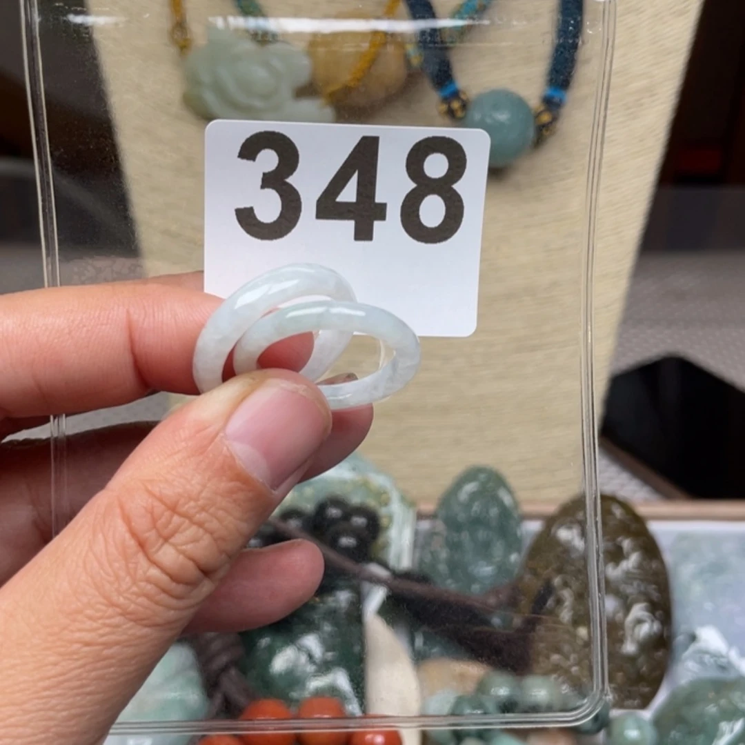 【闪购商品】翡翠颈饰未镶嵌笑****山翡翠
