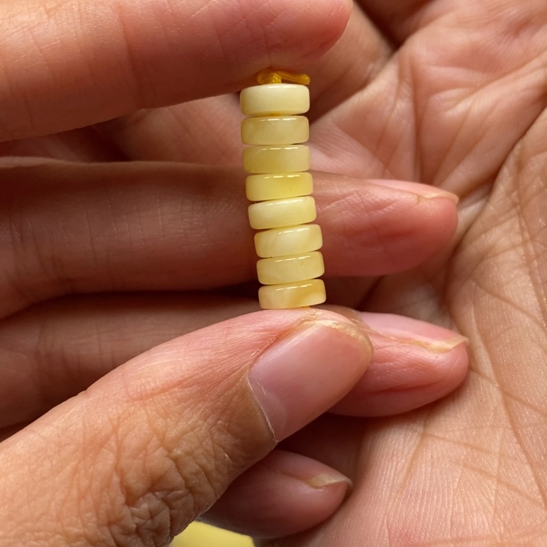 琥珀未镶嵌裸石蜜蜡