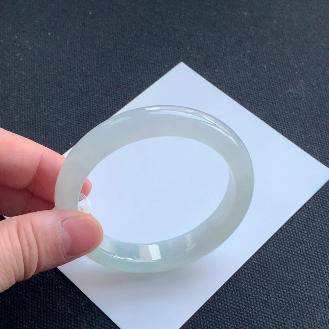 翡翠未镶嵌手镯1号