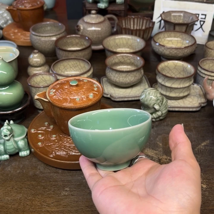 青瓷微瑕浮力特价