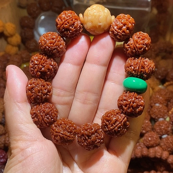 吊坠金刚菩提196玉华貔貅➕绿平安扣