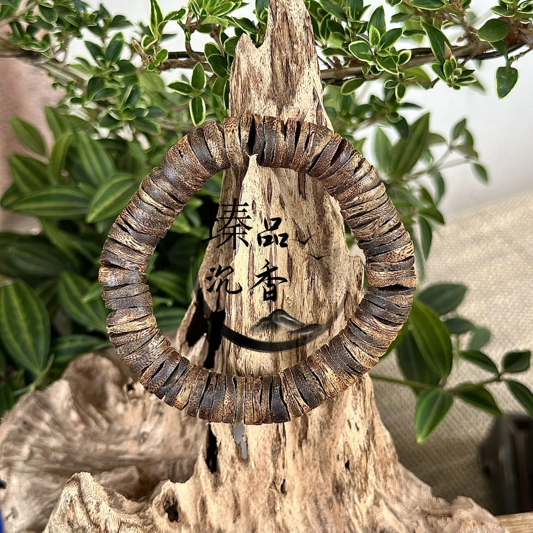 【YP-12mm】海南莺歌绿奇楠药片珠手串多样性发一