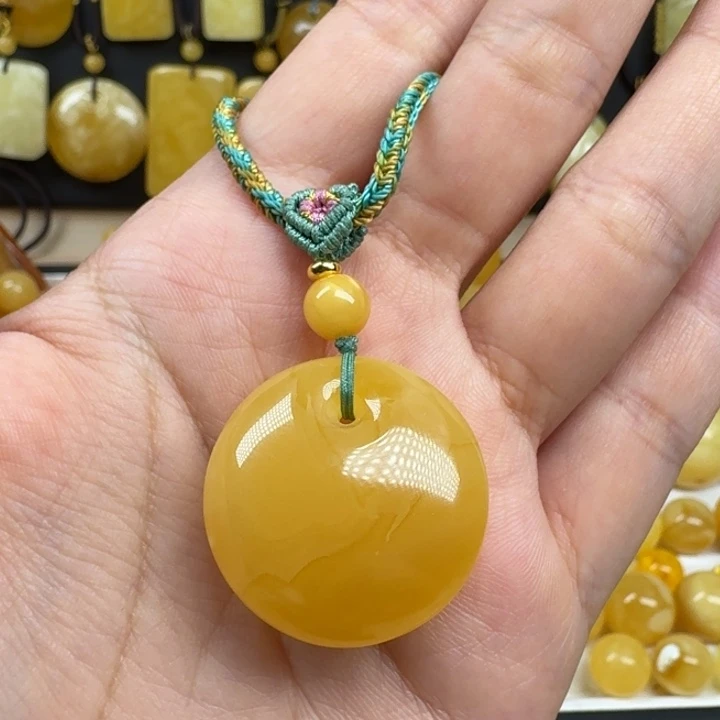 蜜蜡未镶嵌珠宝奇石