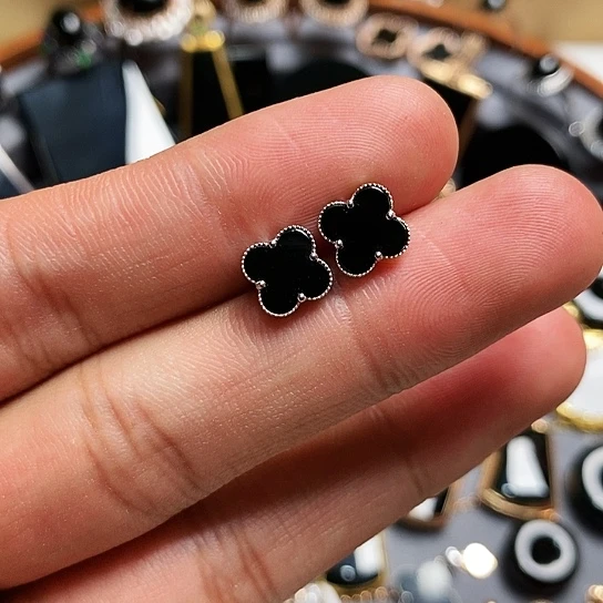 翡翠18K金镶嵌耳饰