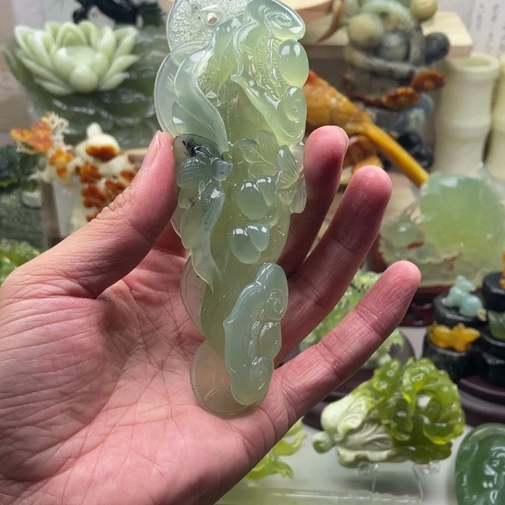 蛇纹石玉未镶嵌四大名玉手把