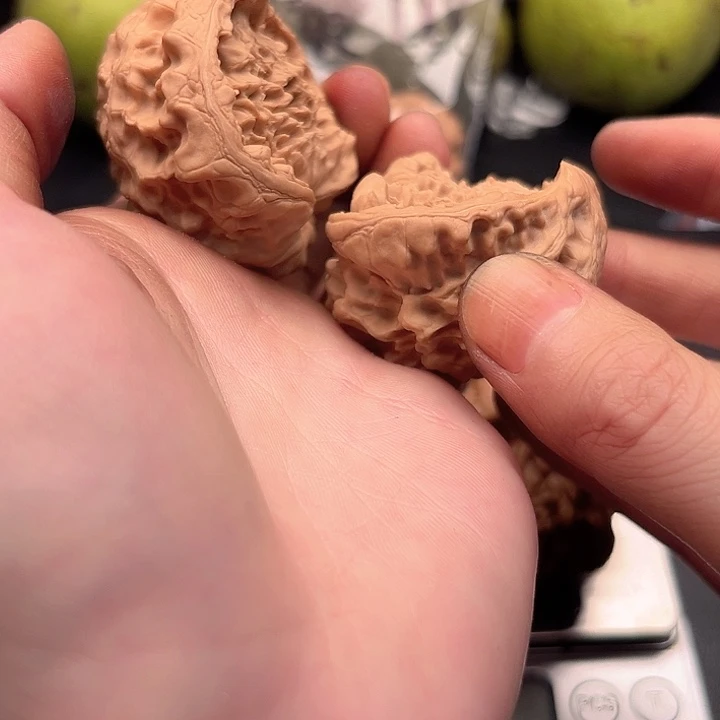 文玩核桃把件1014蛇头