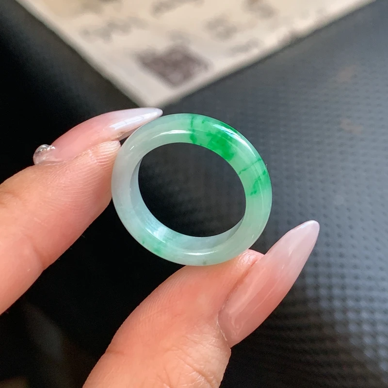 D137翡翠指环戒指戒圈天然a货玉石圆戒素缅料阳绿玉戒