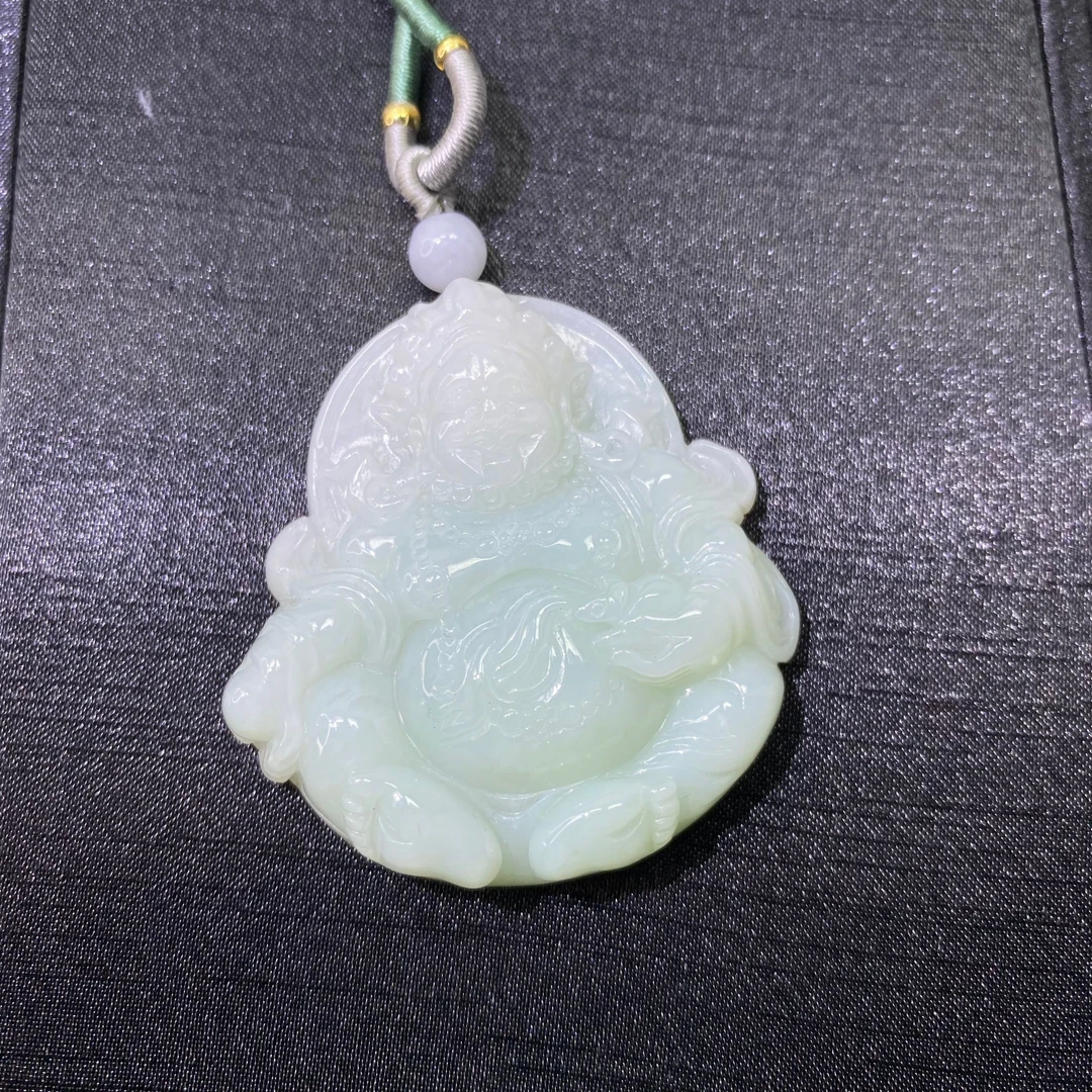 25天然缅甸翡翠A货绿底黄财神/000144/上海嘉禾拍卖