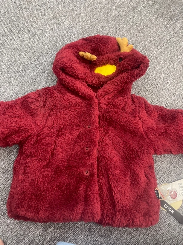 C014暗红色外套儿童