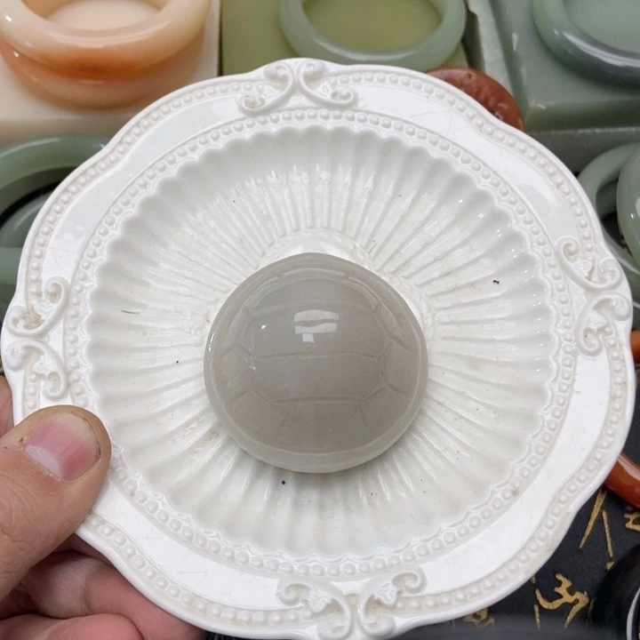 石英质玉未镶嵌手镯