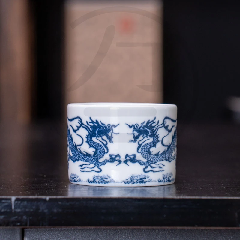 国潮新款中式青花龙纹扳指对杯家用复古喝茶白瓷茶杯功夫茶道用品