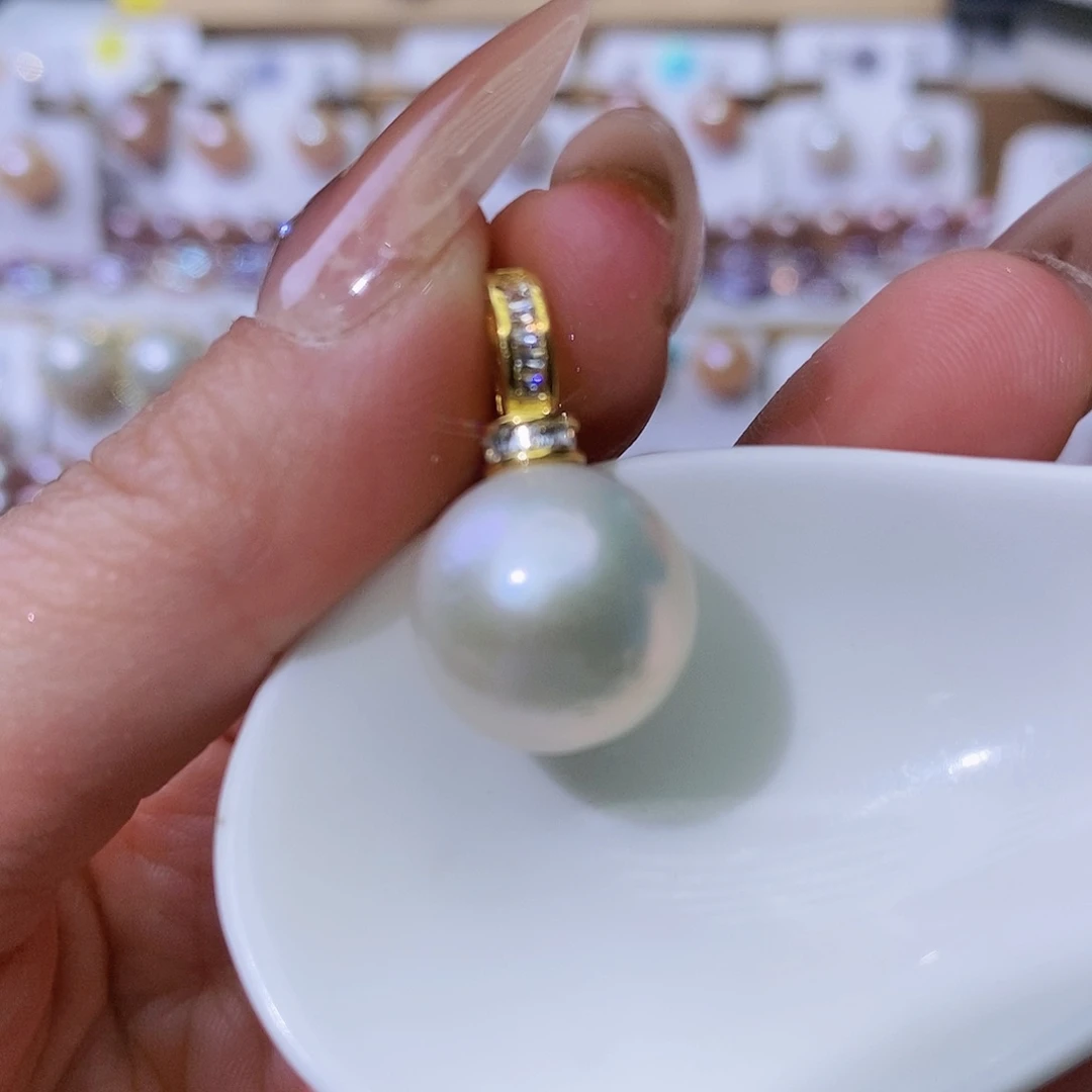 淡水珍珠颈饰合金