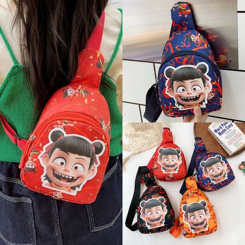 男女童洋气儿童包包国漫哪吒帅气男孩胸包婴幼儿斜挎小包2025新款