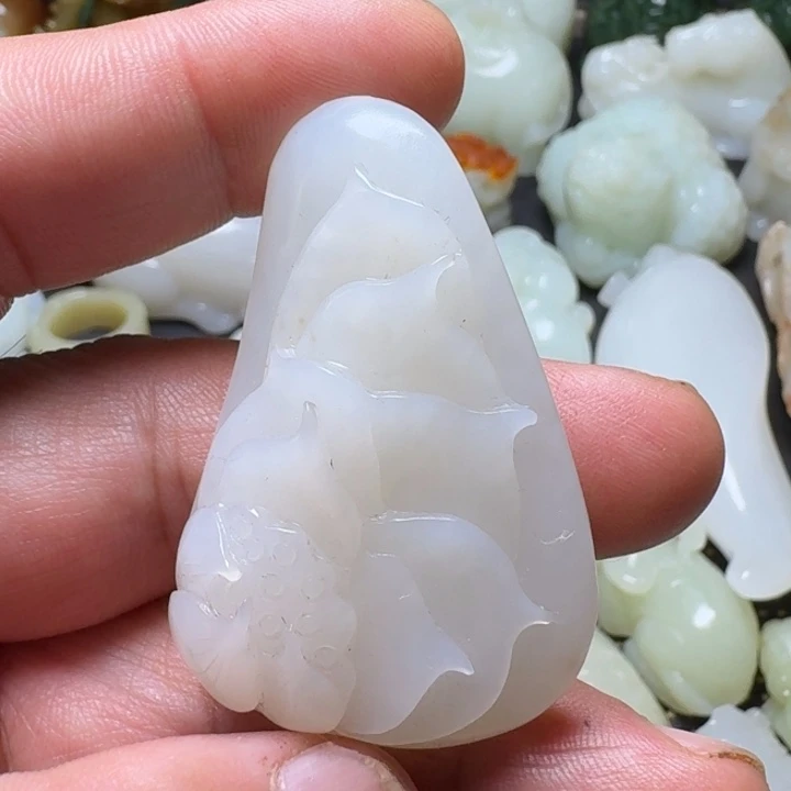 和田玉未镶嵌挂件