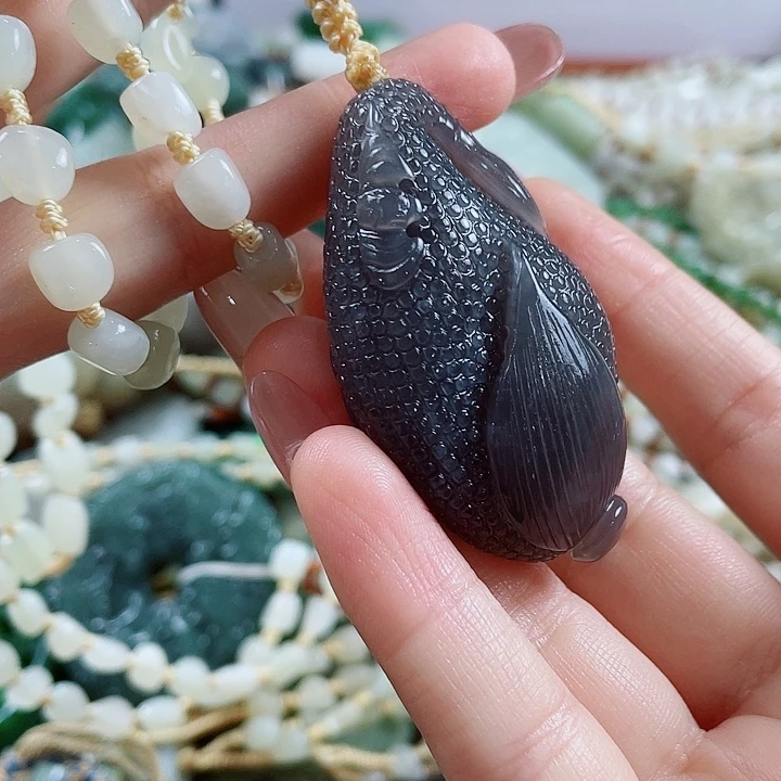 颈饰未镶嵌和田玉