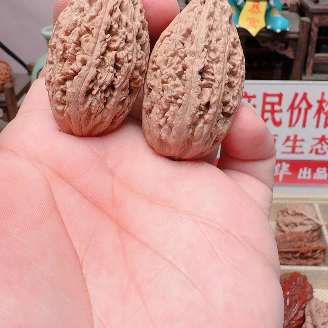 文玩核桃吊坠蚂蚁棍
