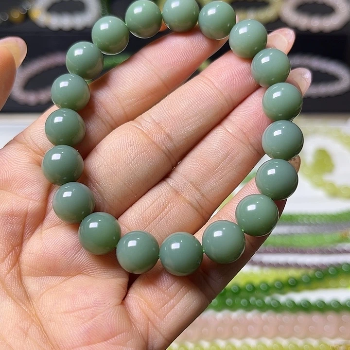 意***外和田玉未镶嵌手串