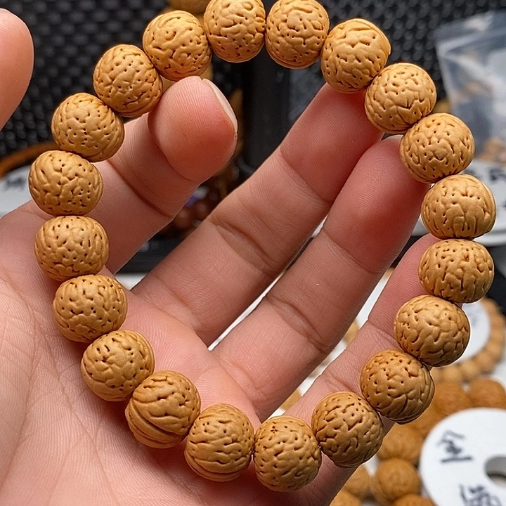 三***振手串文玩核桃桃核
