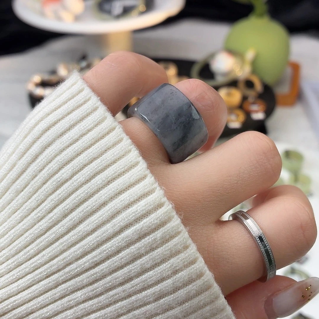 和田玉（糖玉）未镶嵌戒指S6青花圆直切17.3