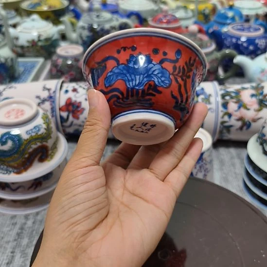 摆件瓷就哈哈哈哈哈哈哈哈哈