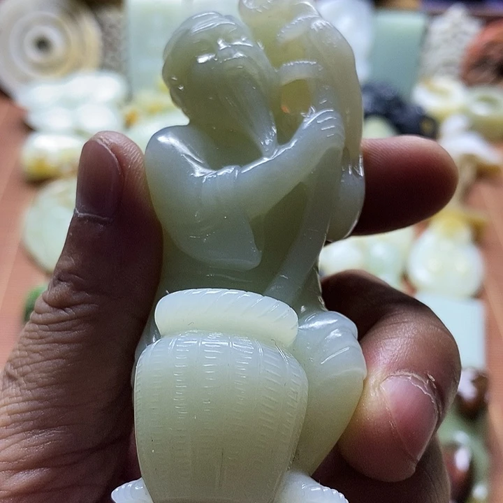 和田玉未镶嵌挂件