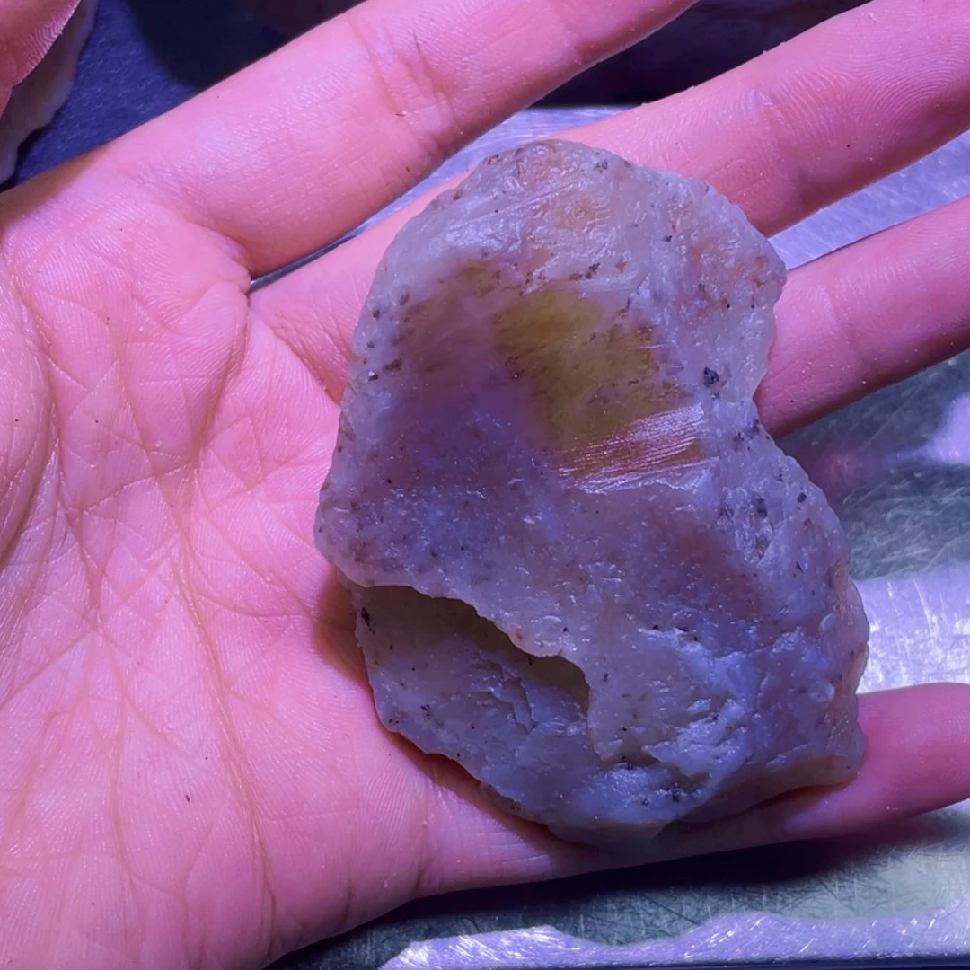 未镶嵌和田玉珠宝半成品