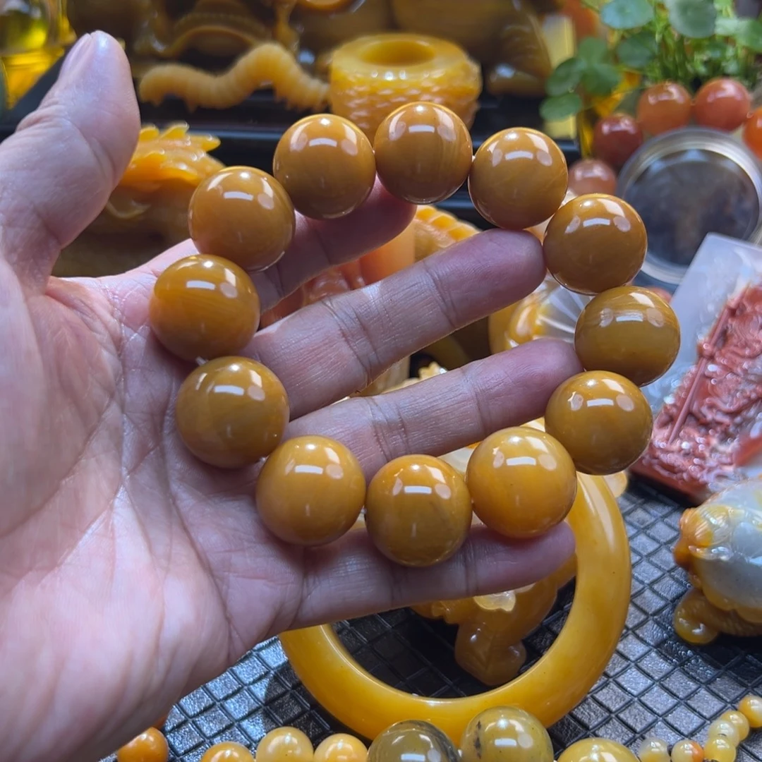 石英质玉未镶嵌颈饰