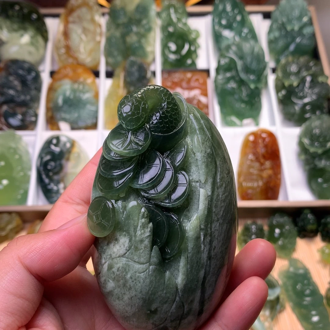岫玉未镶嵌手把件蛇蛋