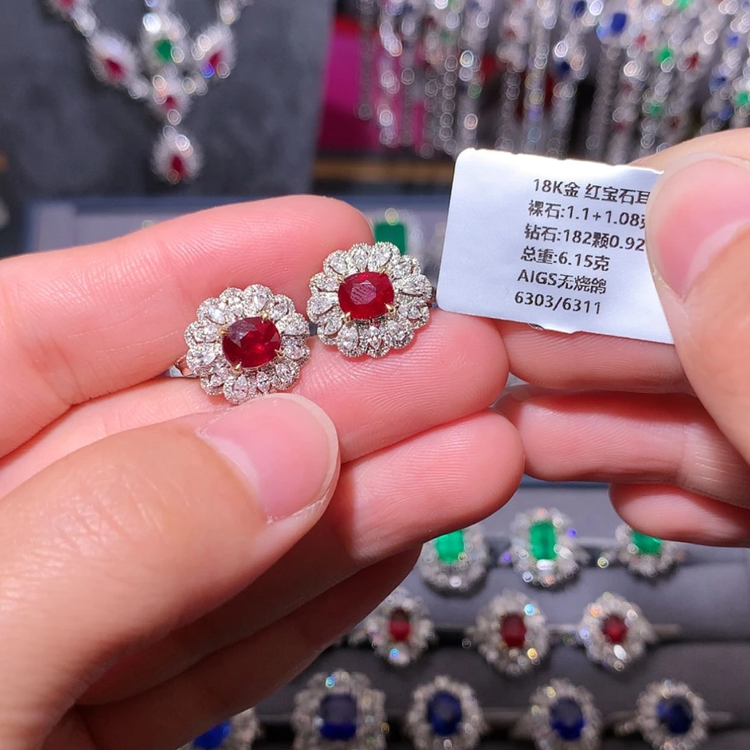 【闪购商品】红宝石耳钉18K金镶嵌