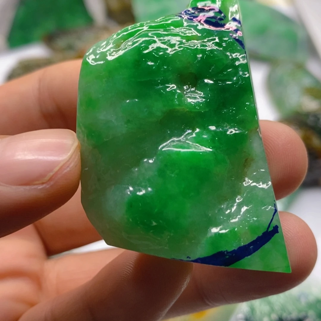 定制翡翠未镶嵌翡翠片料定制