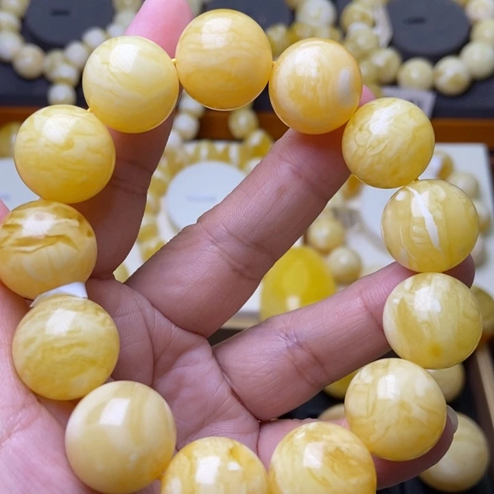 未镶嵌琥珀裸石蜜蜡121