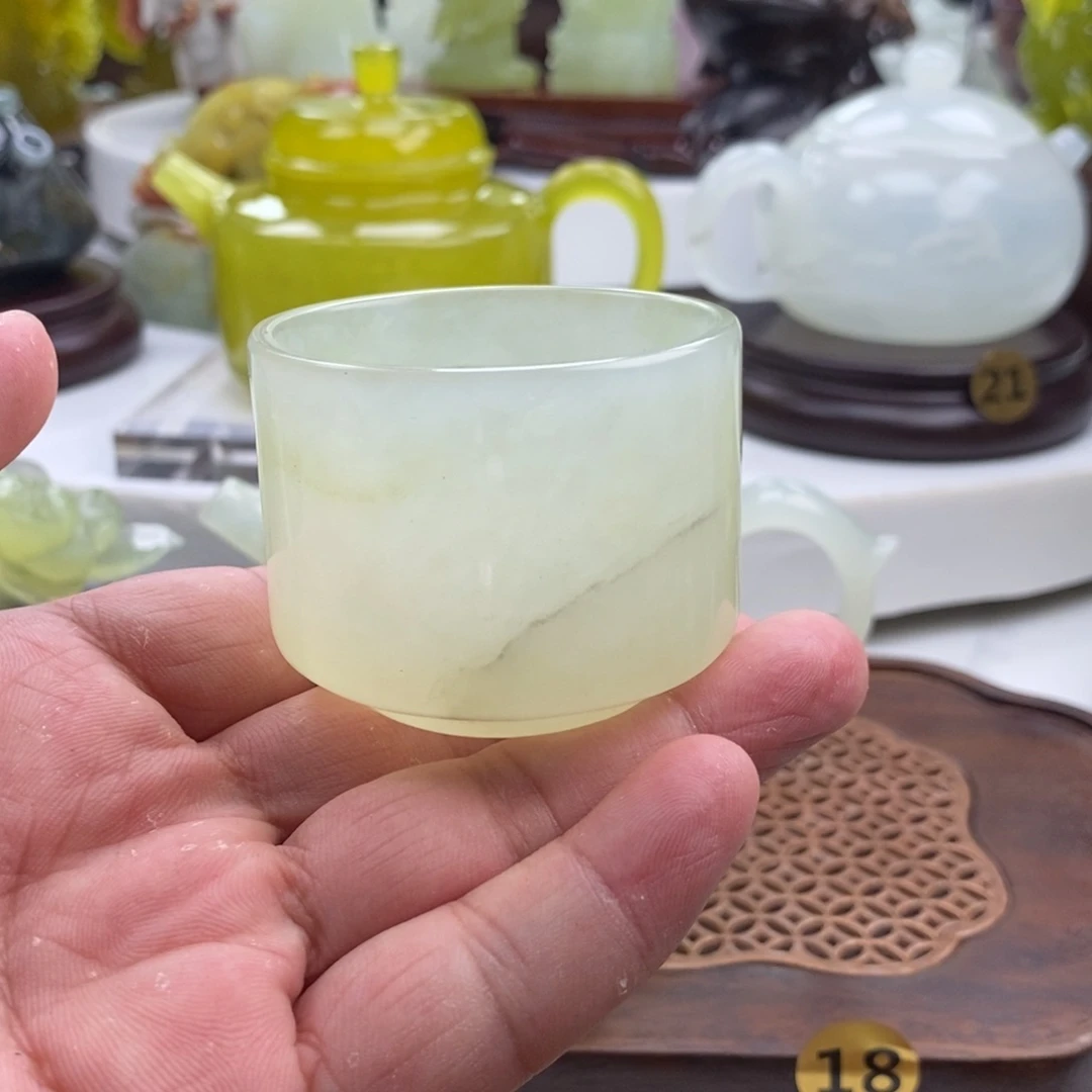 青***合岫玉未镶嵌四大名玉杯