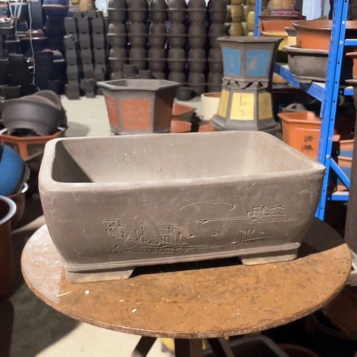 35紫泥圆角马槽花盆花盆