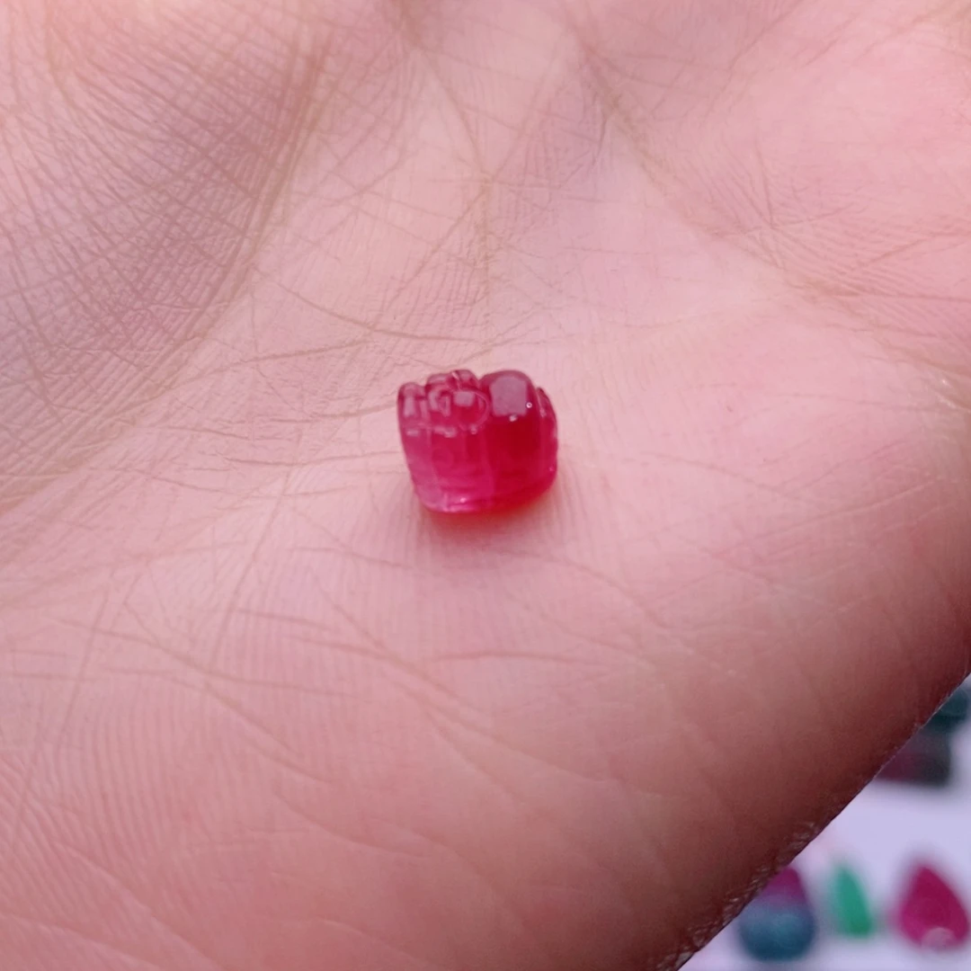 颈饰未镶嵌碧玺貔貅单颗yy