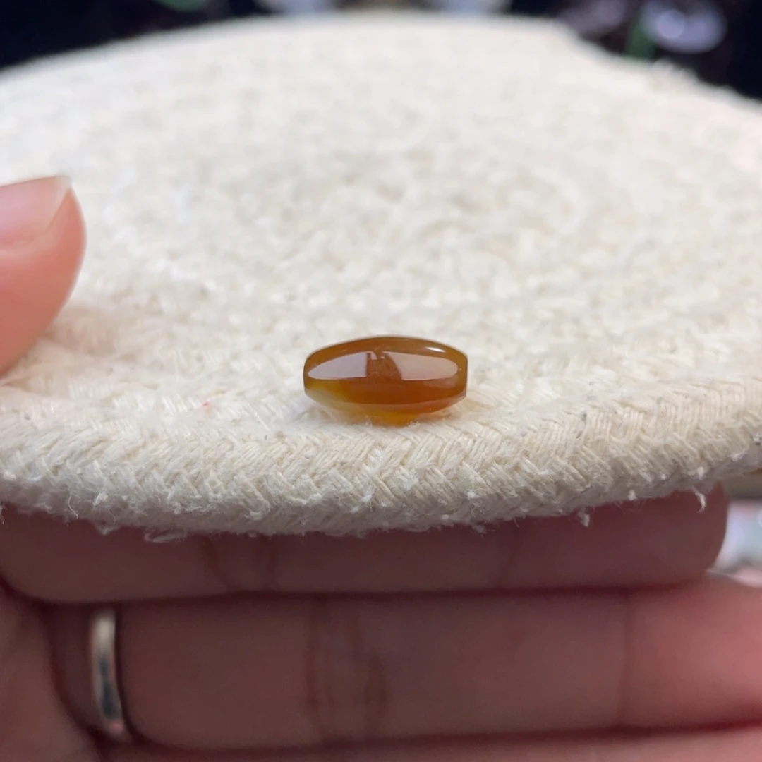 裸石翡翠特色焦糖色随形卡12.2-8.8-5.6mm